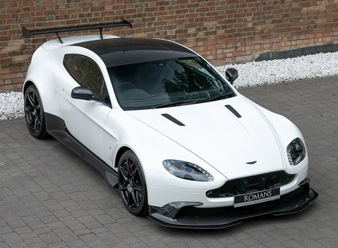Aston Martin Vantage GT8 8