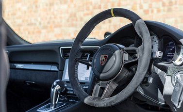 Porsche 911 GT3 RS Weissach (991.2) 11