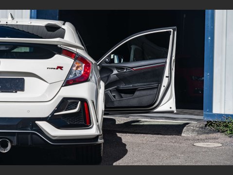 Honda Civic 2.0 Civic Type R Sport Line 5dr 8