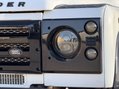 Land Rover Defender 2.2 Defender 90 Hard Top TD 4WD 5dr 32