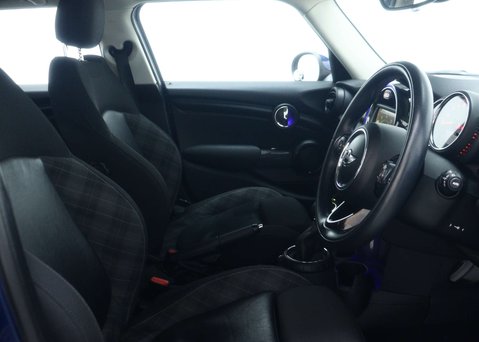 Mini Hatch 1.5 Cooper D Hatchback 5dr Diesel Auto Euro 6 (s/s) (116 ps) 42