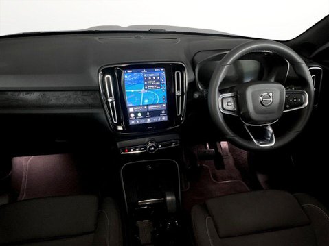 Volvo C40 Recharge 69kWh Core SUV 5dr Electric Auto (231 ps) Cruise Control - DAB Ra 19