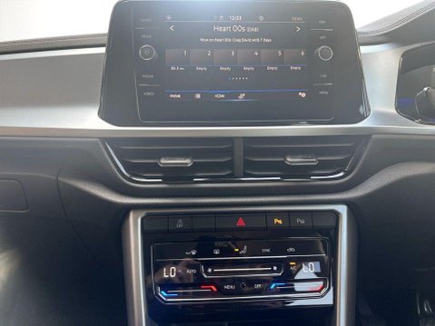 Volkswagen T-Roc 1.0 TSI Life SUV 5dr Petrol Manual Euro 6 (s/s) (110 ps) 1 Owner - Sensors 18