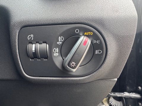 Audi A1 TDI S LINE 15