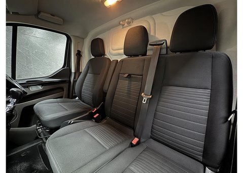 Ford Transit Custom 2.0 280 EcoBlue Limited Panel Van 5dr Diesel Manual L1 H1 Euro 6 (s/s) (130 47