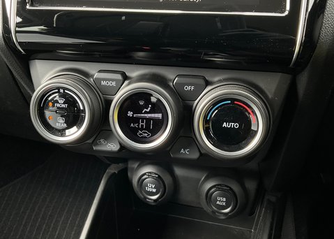 Suzuki Swift SZ5 DUALJET MHEV 18