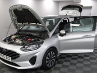 Ford Fiesta TITANIUM 16