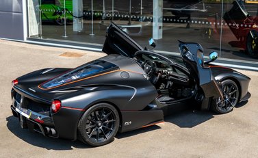 Ferrari LaFerrari Aperta 2