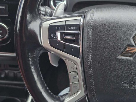 Mitsubishi Outlander 2.0h 12kWh GX5h SUV 5dr Petrol Plug-in Hybrid CVT 4WD Euro 6 (s/s) (200 ps) 26