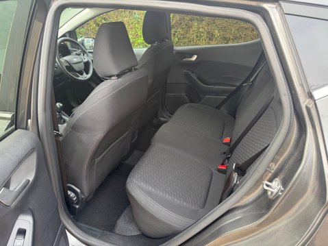 Ford Fiesta Fiesta Titanium 5 door 1.0L EcoBoost 125PS mHEV FWD 6-Speed Manual 10