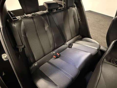 Peugeot 2008 1.2 2008 GT Line PureTech S/S Auto 5dr 31