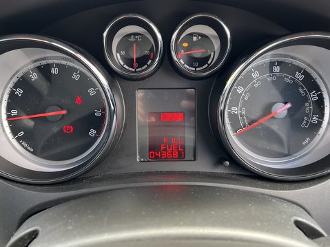 Vauxhall Meriva 1.4T 16V SE 5dr 16