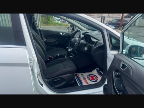 Ford Fiesta ZETEC 10