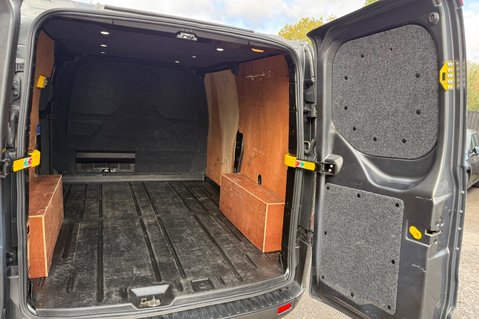 Ford Transit Custom 300 LIMITED L1 H1 AUTOMATIC - NO VAT - WETBELT CHANGED - 4 NEW BRIDGESTONES 42