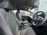 Toyota Corolla 2.0 VVT-h Icon Hatchback 5dr Petrol Hybrid CVT Euro 6 (s/s) (196 ps) 13