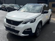 Peugeot 3008 PURETECH S/S GT LINE PREMIUM 5