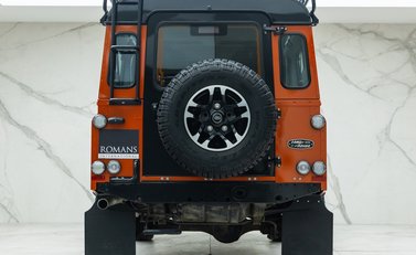 Land Rover Defender 110 ADVENTURE 8