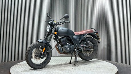 WK Bikes Scrambler 2023 ONLY 6K RUNNING PROJECT BIKE SPARES OR REPAIR 125CC 6