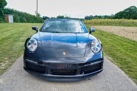 Porsche 911 TURBO S PDK 23