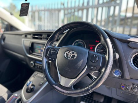 Toyota Auris VVT-I ICON PLUS 34