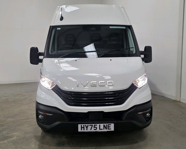 Iveco Daily IVECO DAILY 35S14 2.3 HIGH ROOF BUISNESS VAN 4100 HI-MATIC