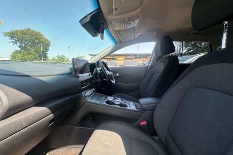 Hyundai KONA 39kWh Premium SUV 5dr Electric Auto (10.5kW Charger) (136 ps) 20