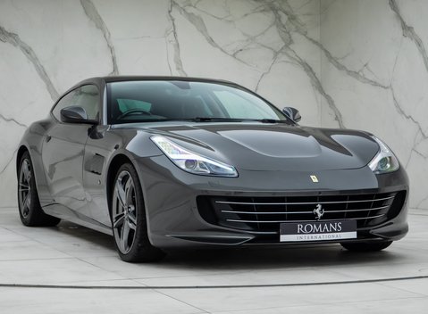 Ferrari GTC4 Lusso V12 6