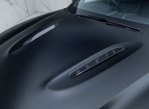 Aston Martin DBX 707 30