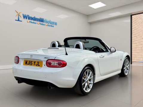 Mazda MX-5 2.0i Sport Tech Roadster Euro 5 2dr 11