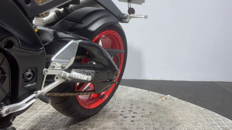 Aprilia RSV TUONO 2005 19K ICONIC STREETFIGHTER NAKED 1000CC NEW MOT 22