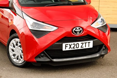 Toyota Aygo VVT-I X-PLAY X-SHIFT 10