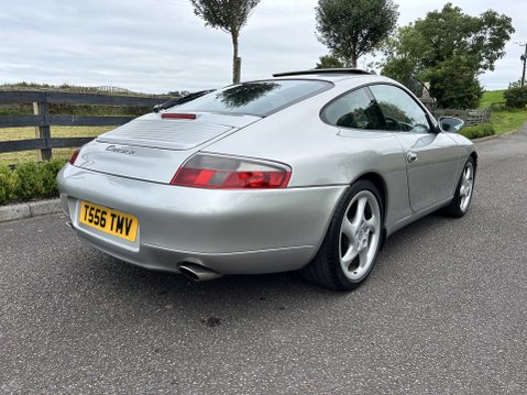 Porsche 911 CARRERA 13