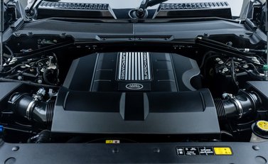Land Rover Defender 110 V8 P525 39