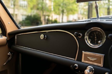 Aston Martin DB MKIII Coupe 24