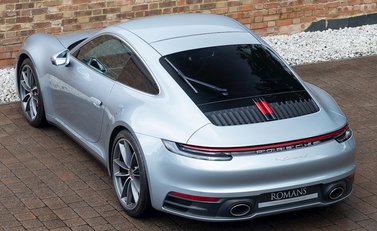 Porsche 911 Carrera S (992) 9