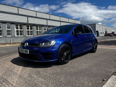 Volkswagen Golf 2.0 Golf R DSG 4WD 5dr