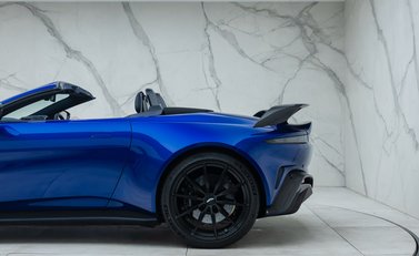 Aston Martin V12 Vantage ROADSTER 50