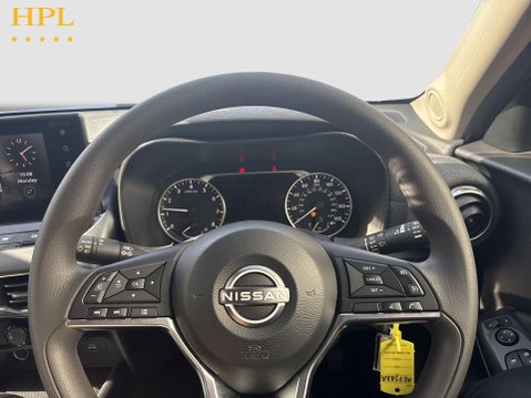 Nissan Juke 1.0 DIG-T Acenta Premium SUV 5dr Petrol Manual Euro 6 (s/s) (114 ps) Air Co 13