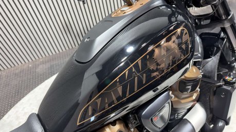 Harley-Davidson Sportster 1250 S 2022 ONLY 3K STUNNING BIKE 120BHP ULTIMATE STREET CRED 10
