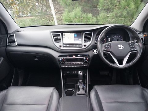 Hyundai TUCSON 2.0 CRDi Premium SE Auto 4WD Euro 6 5dr 19