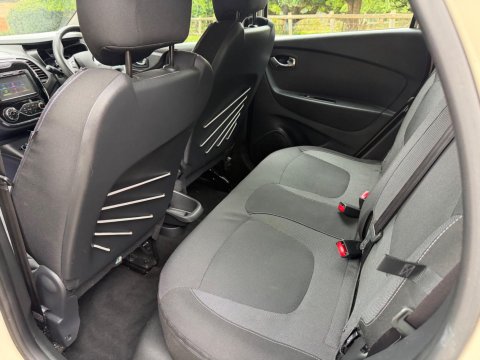 Renault Captur 1.2 TCe ENERGY Dynamique Nav Auto Euro 6 (s/s) 5dr 19