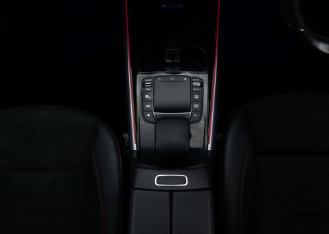 Mercedes-Benz GLA 1.3 GLA 180 AMG Line Premium Auto 5dr 20