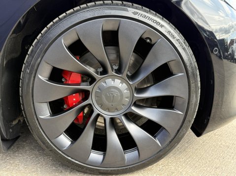 Tesla Model 3 (Dual Motor) Performance Saloon 4dr Electric Auto 4WDE (Performance Upgrade 14