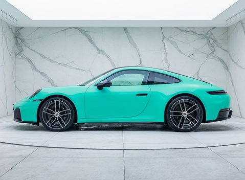 Porsche 911 Carrera GTS (992.2) 5