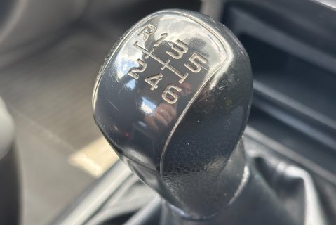 Isuzu D-Max Extended Cab 1.9 4x4 Pickup 30