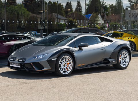 Lamborghini Huracan STERRATO 2