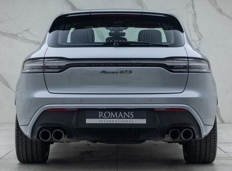 Porsche Macan GTS 8