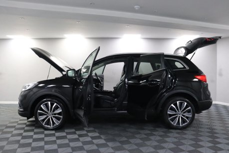 Renault Kadjar ICONIC TCE 6