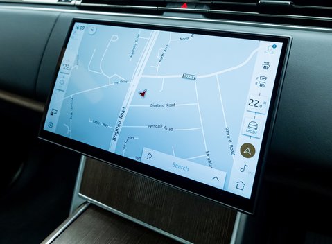 Land Rover Range Rover P460e Autobiography LWB 24