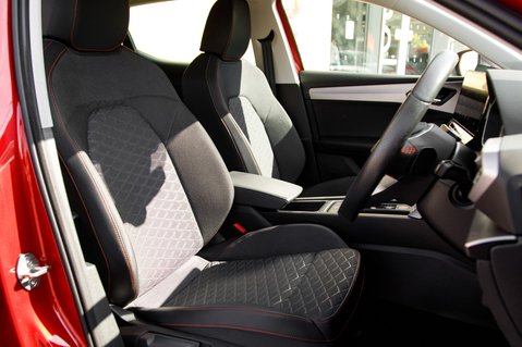 SEAT Leon ETSI FR DSG MHEV 30